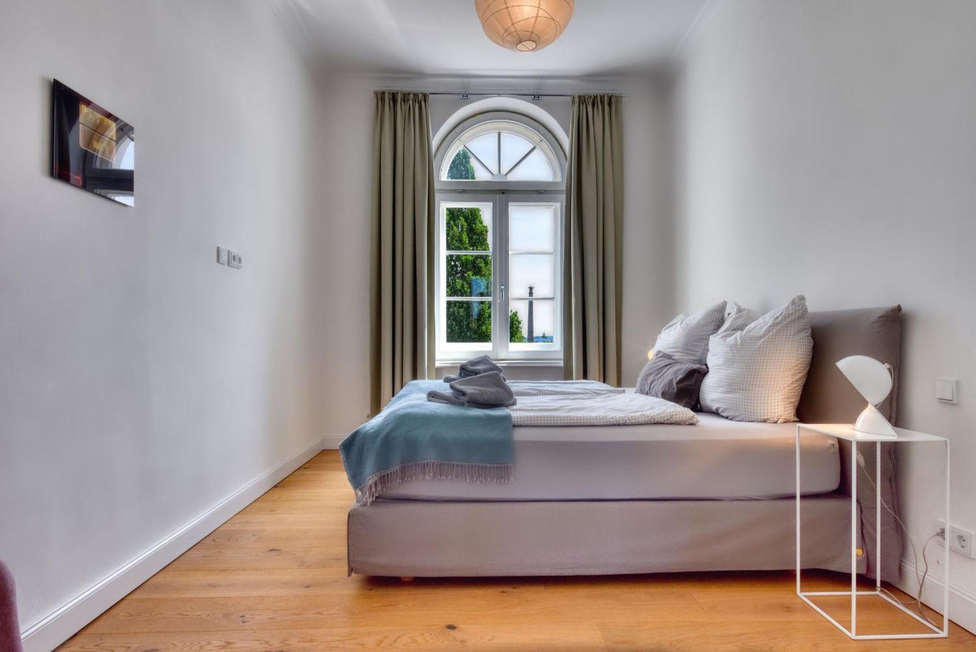 Ferienwohnung Fuerst Malte Loft I Design & Pool Putbus Exterior foto